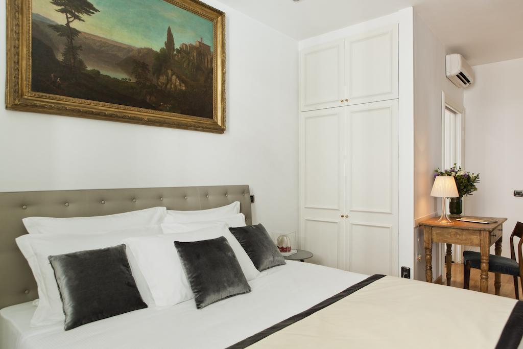 Garibaldi Suites Piazza Di Spagna Rzym Zewnętrze zdjęcie