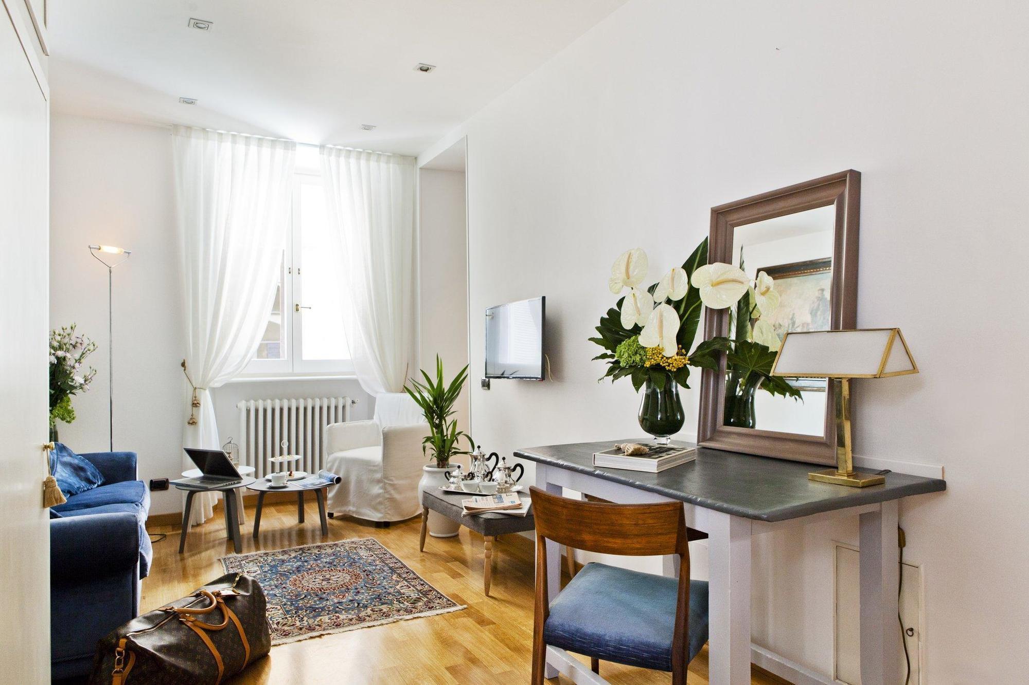 Garibaldi Suites Piazza Di Spagna Rzym Zewnętrze zdjęcie